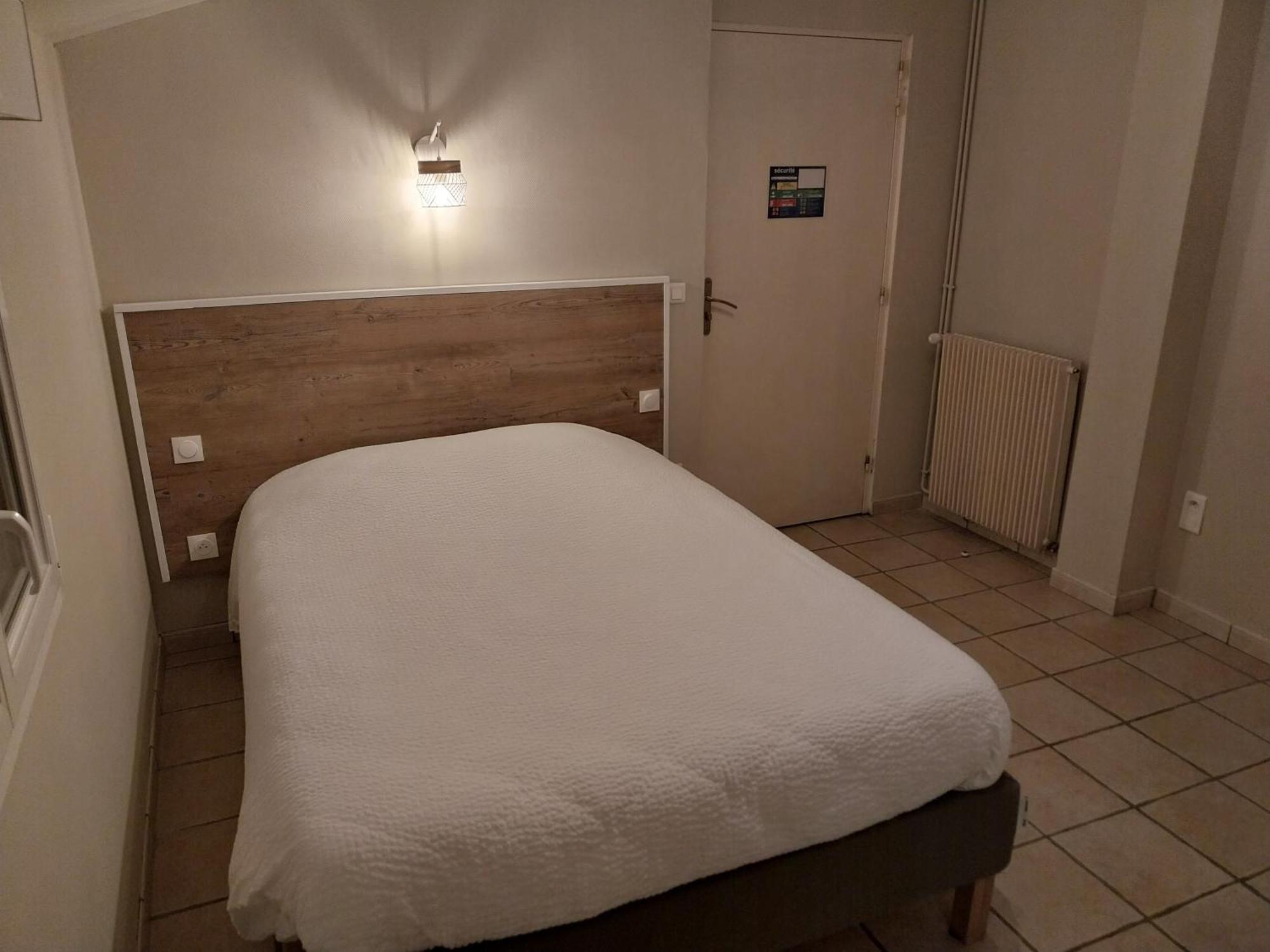 Hotel Domaine Ferme Sainte Anne Langres Esterno foto