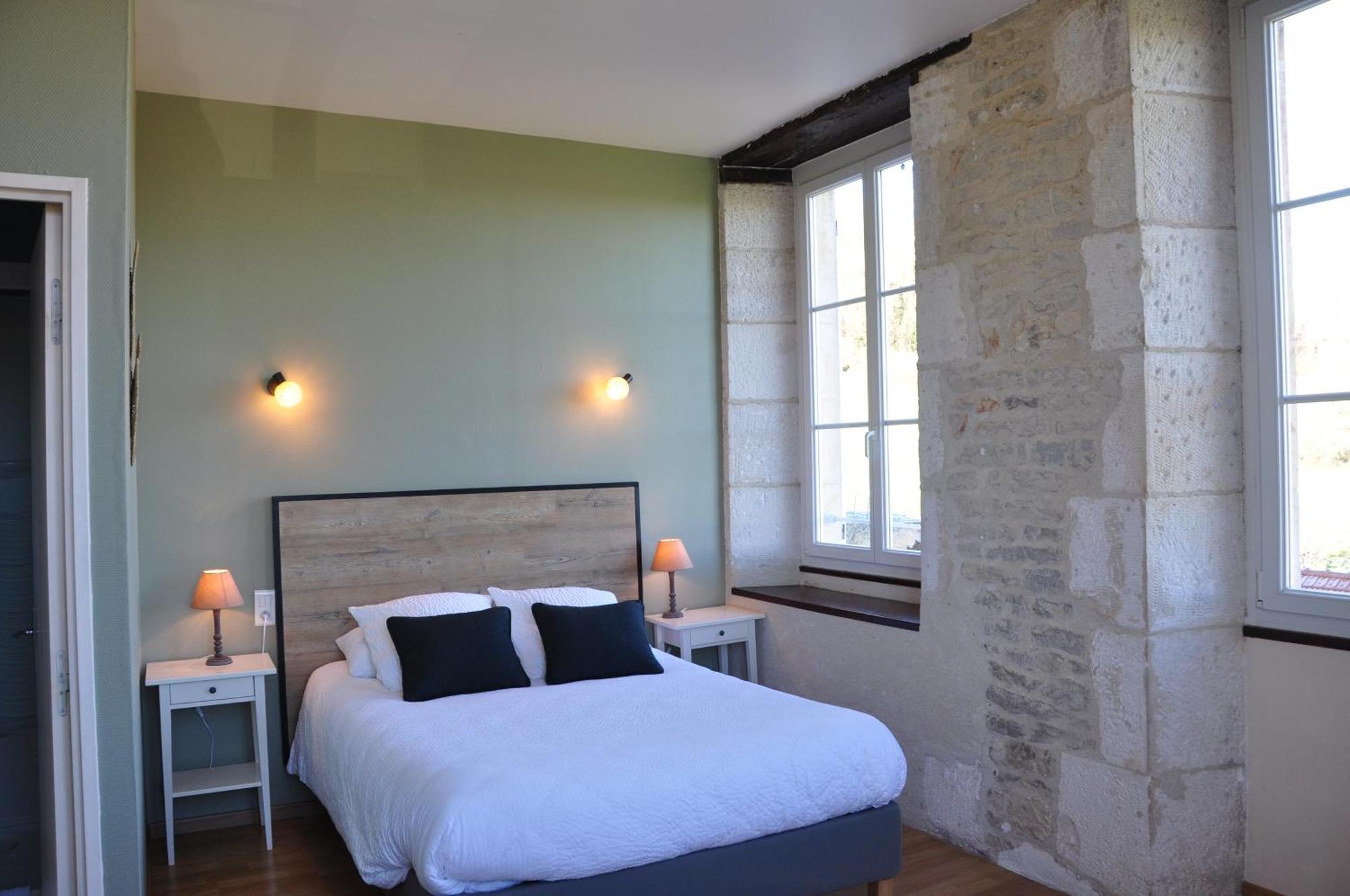 Hotel Domaine Ferme Sainte Anne Langres Esterno foto